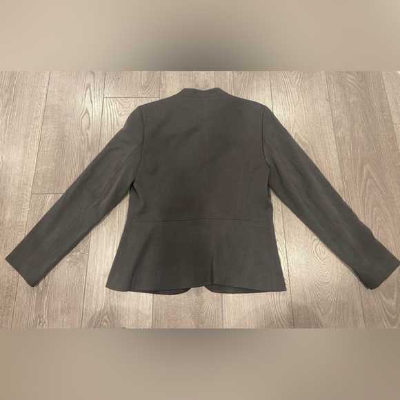 Tribal - Grey zippered jacket. Excellent condition. - Picture 4 of 6